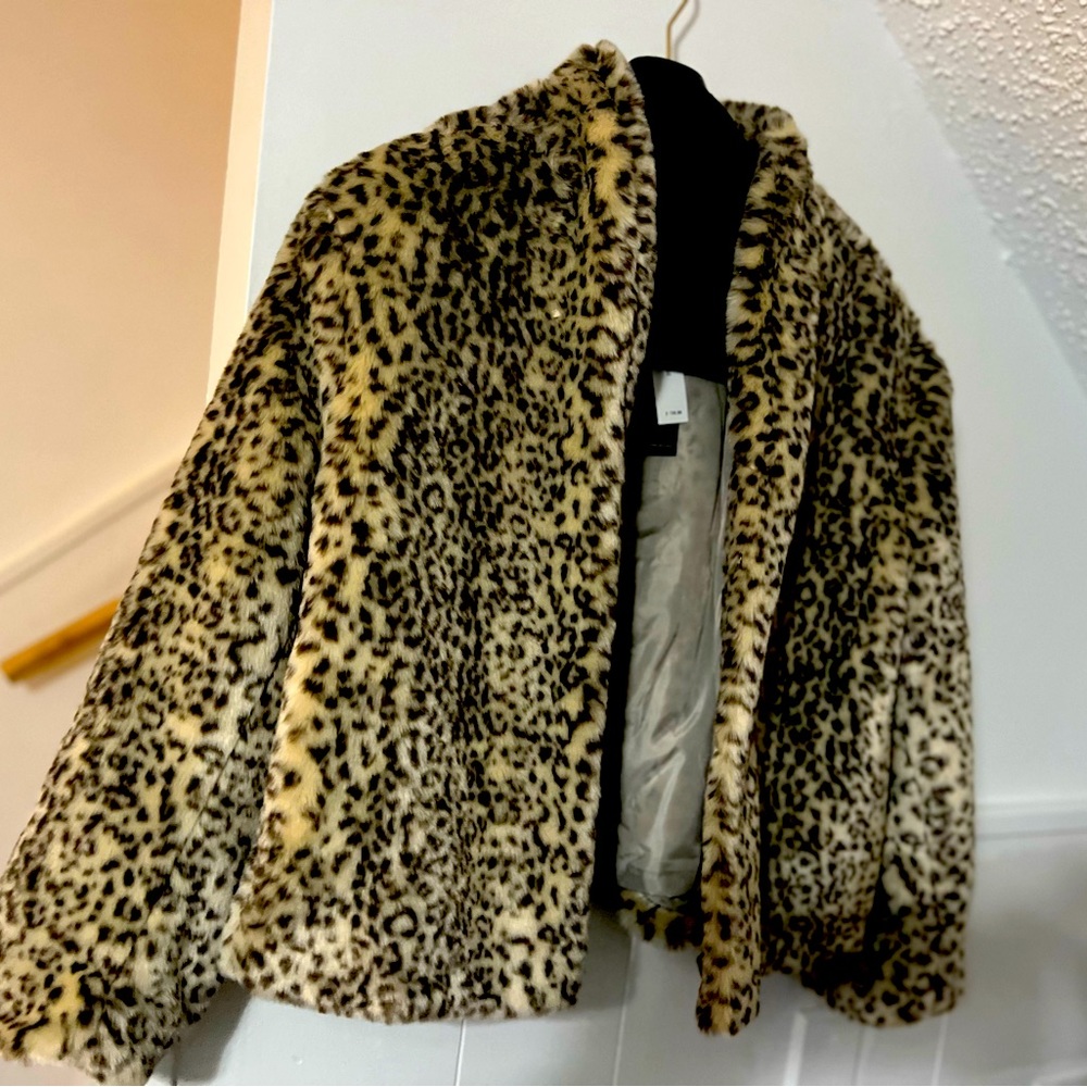 BANANA REPUBLIC Eco Fur Coat Leopard Leopard Print XL (new with Tag)